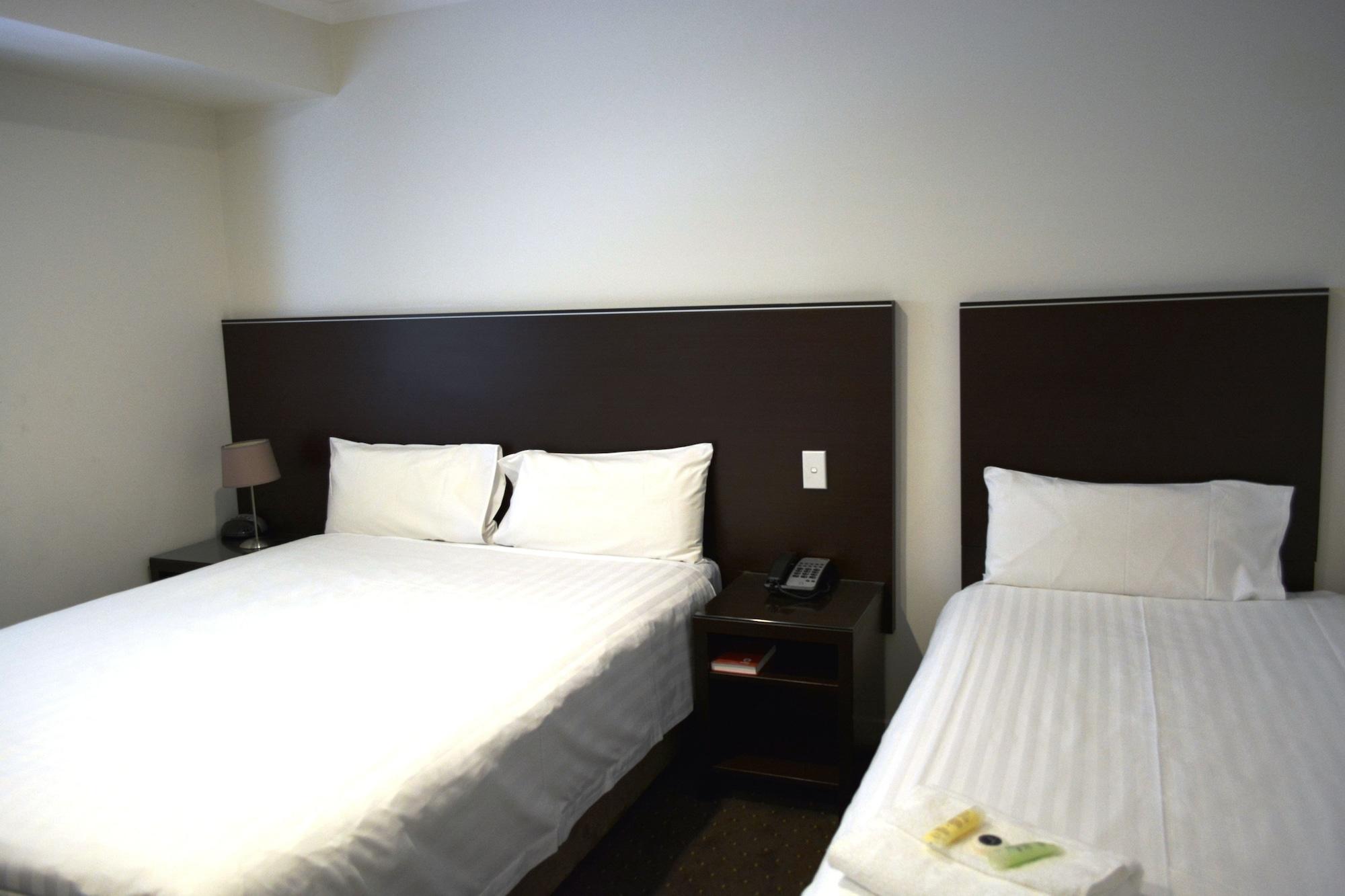 Atlantis 4*