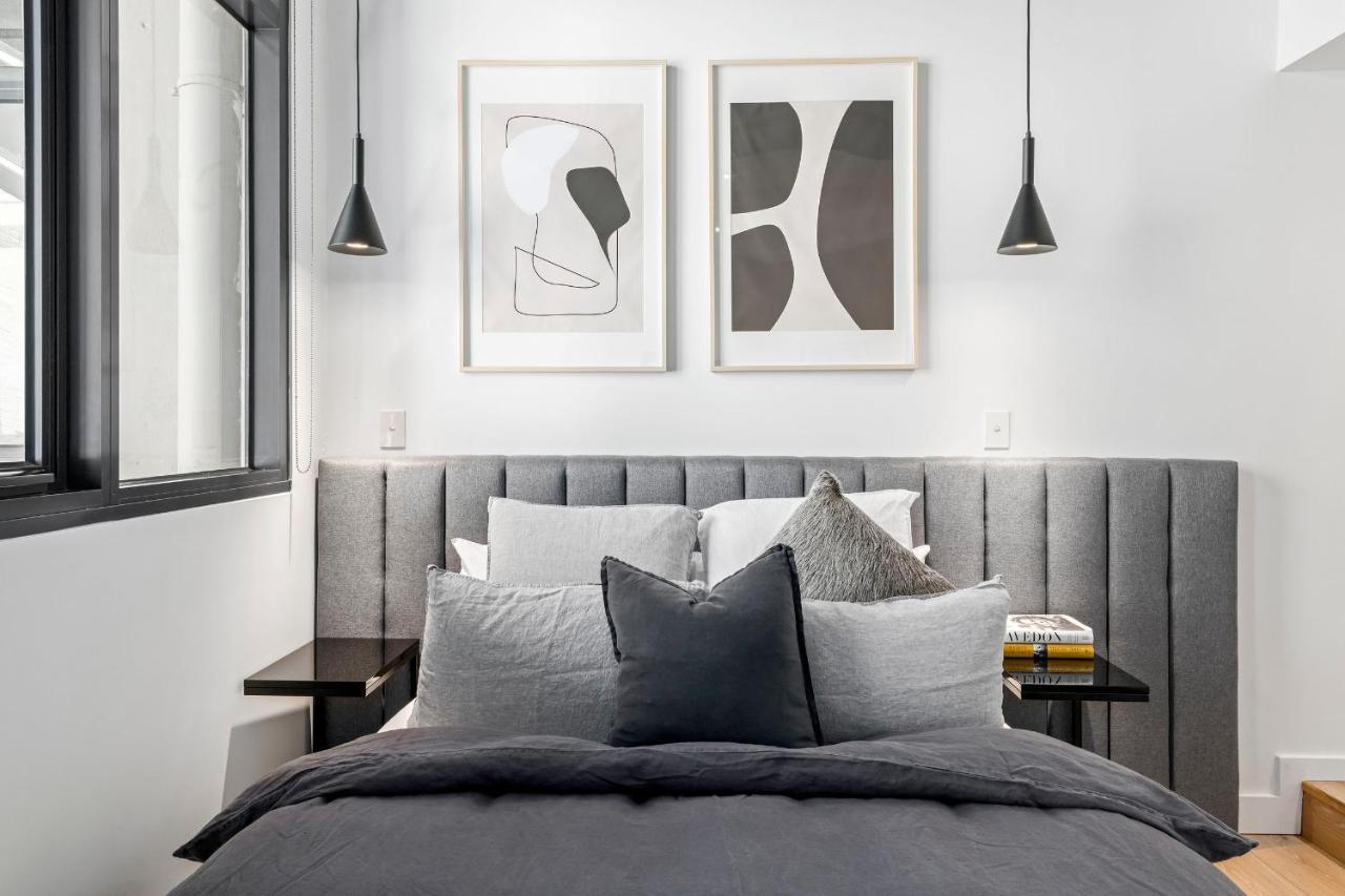 Luxuria - Bourke Melbourne