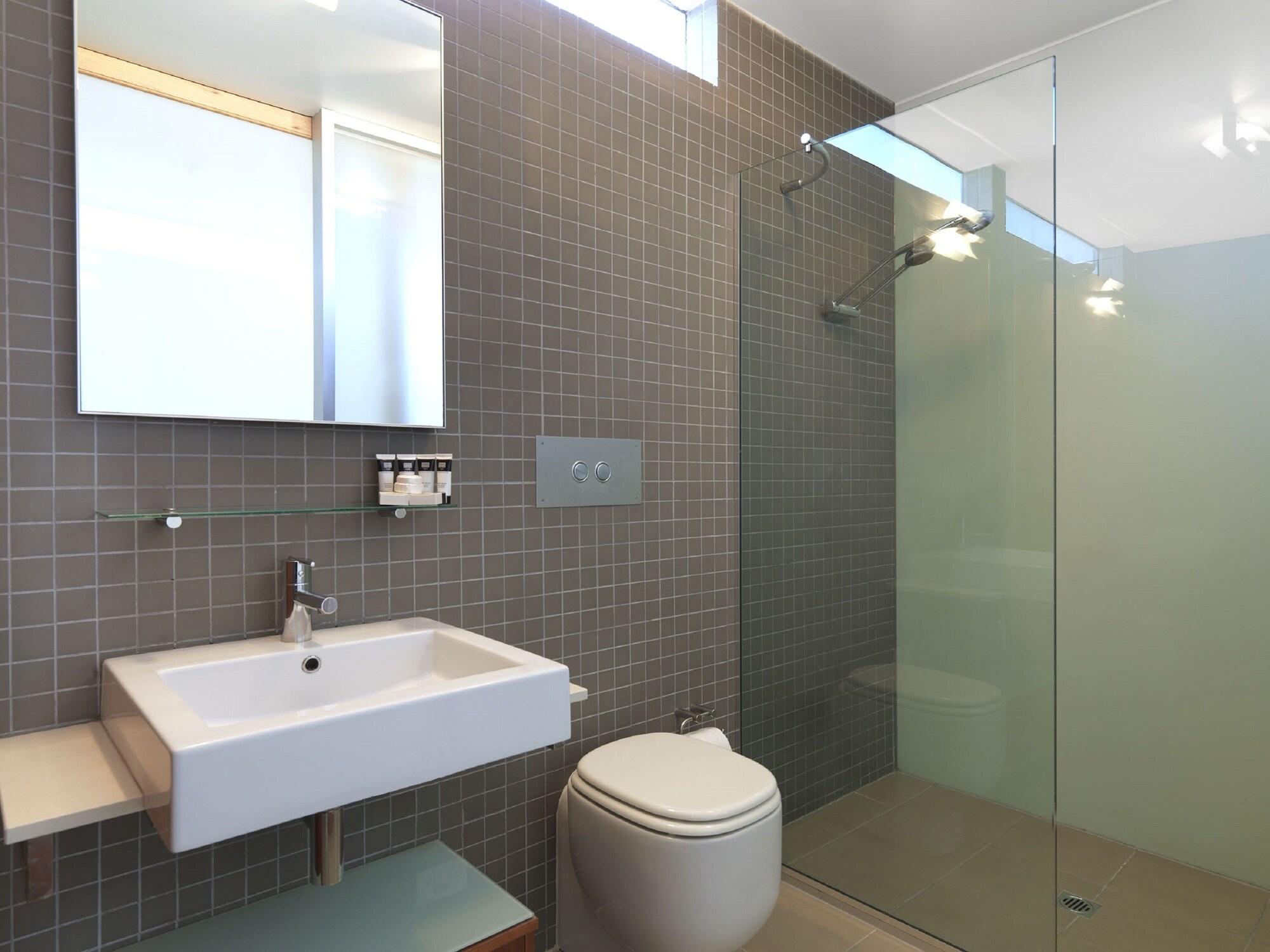 Adina St Kilda Aparthotel