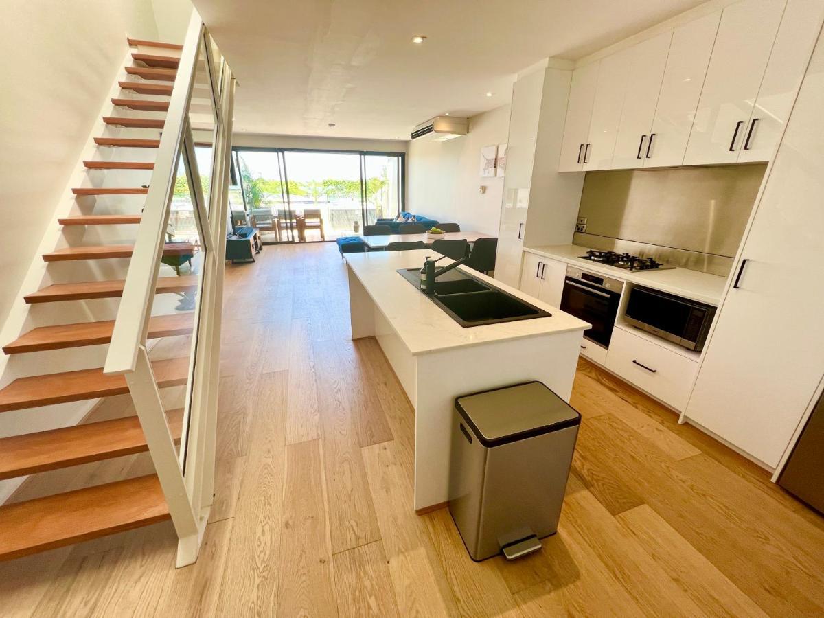 Luxury St Kilda Townhouse In The Sky *