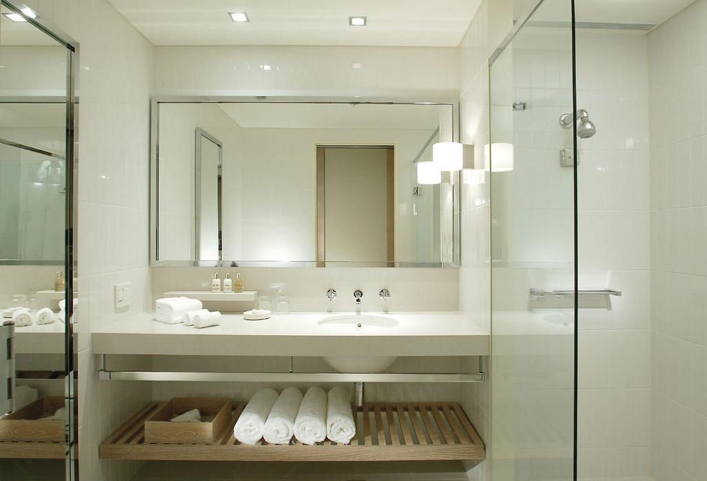 Crown Promenade 4*