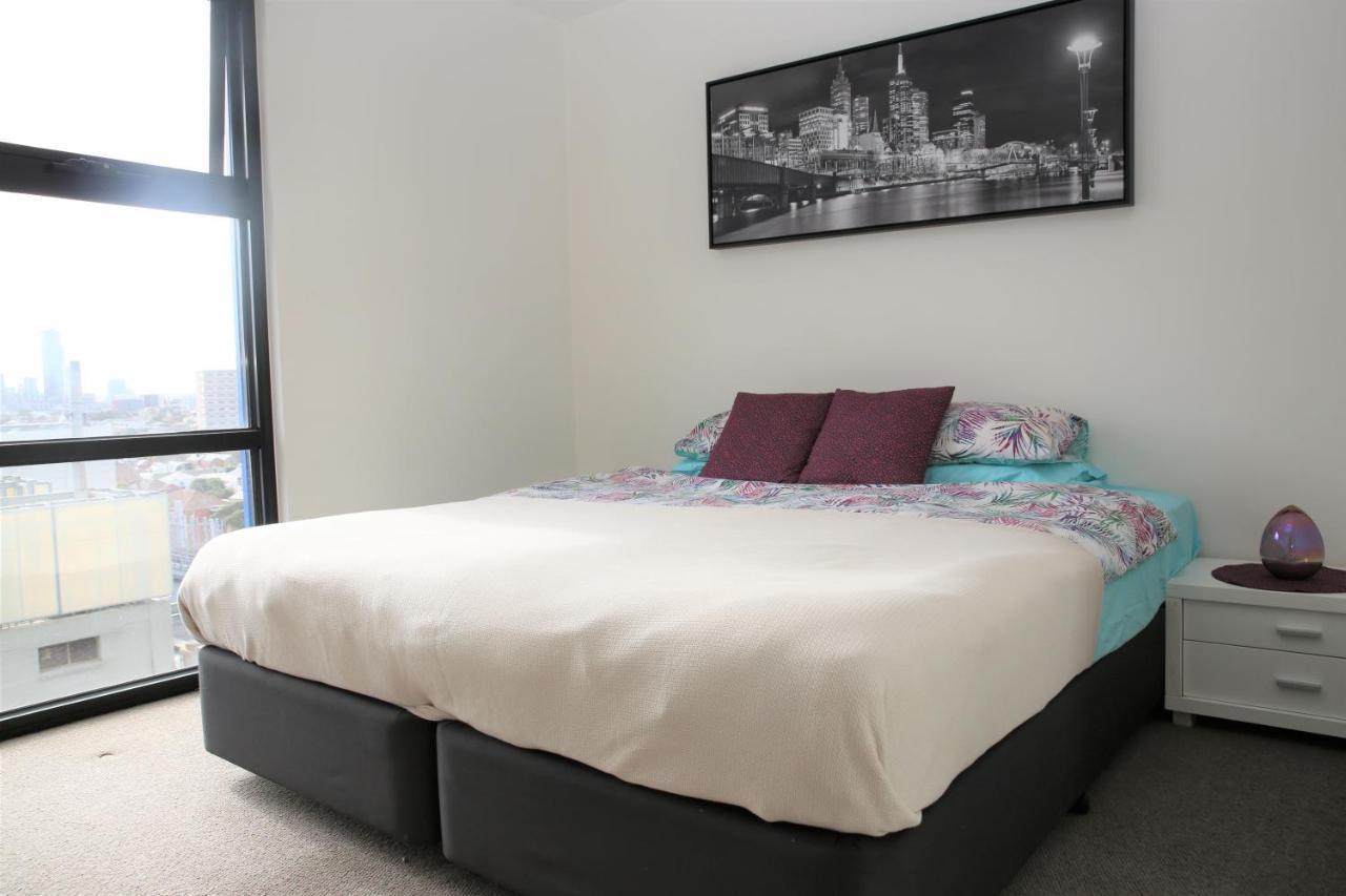 The Icon Building; 7th Floor 2bd 2bath * Melbourne