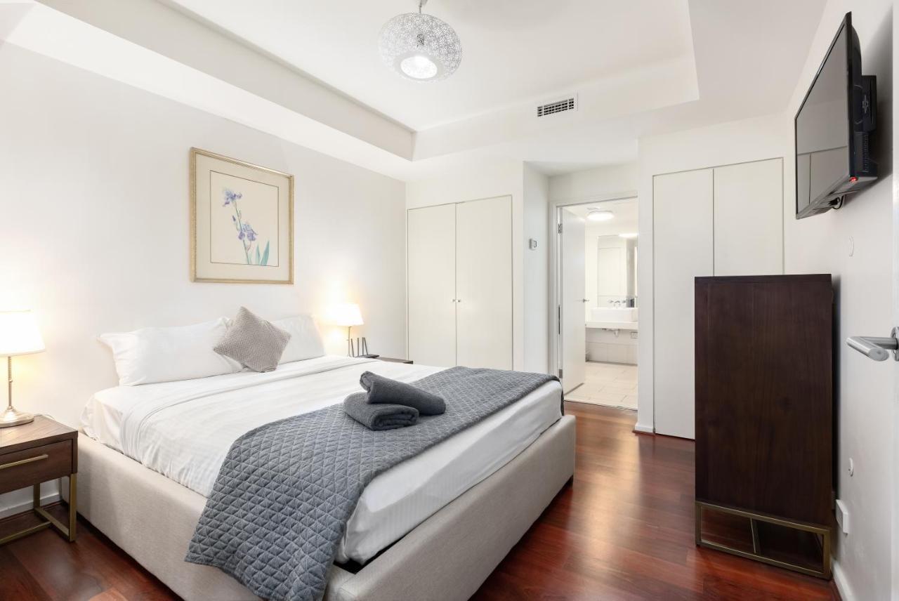 Flinders Wharf Apartment