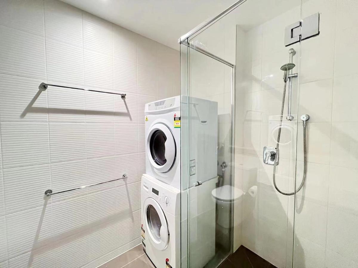 Southbank Residences Opposite Woolworth W/ Pool & Gym + Free Wifi Melbourne