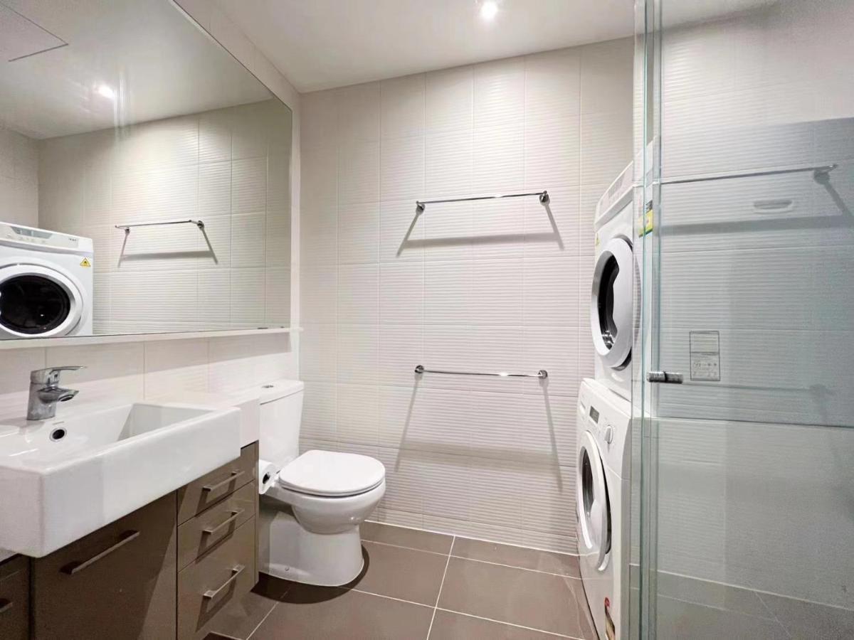 Southbank Residences Opposite Woolworth W/ Pool & Gym + Free Wifi Apartment *