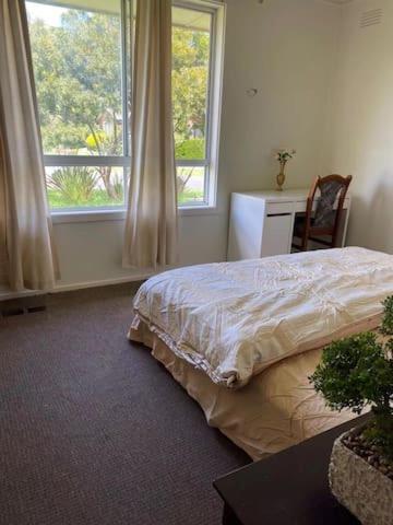 别墅大床间超便利的交通 Homestay Melbourne