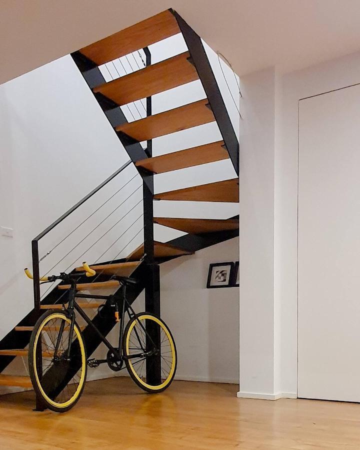Richmond Loft - Cbd Warehouse Conversion W. Home Office Apartment Melbourne