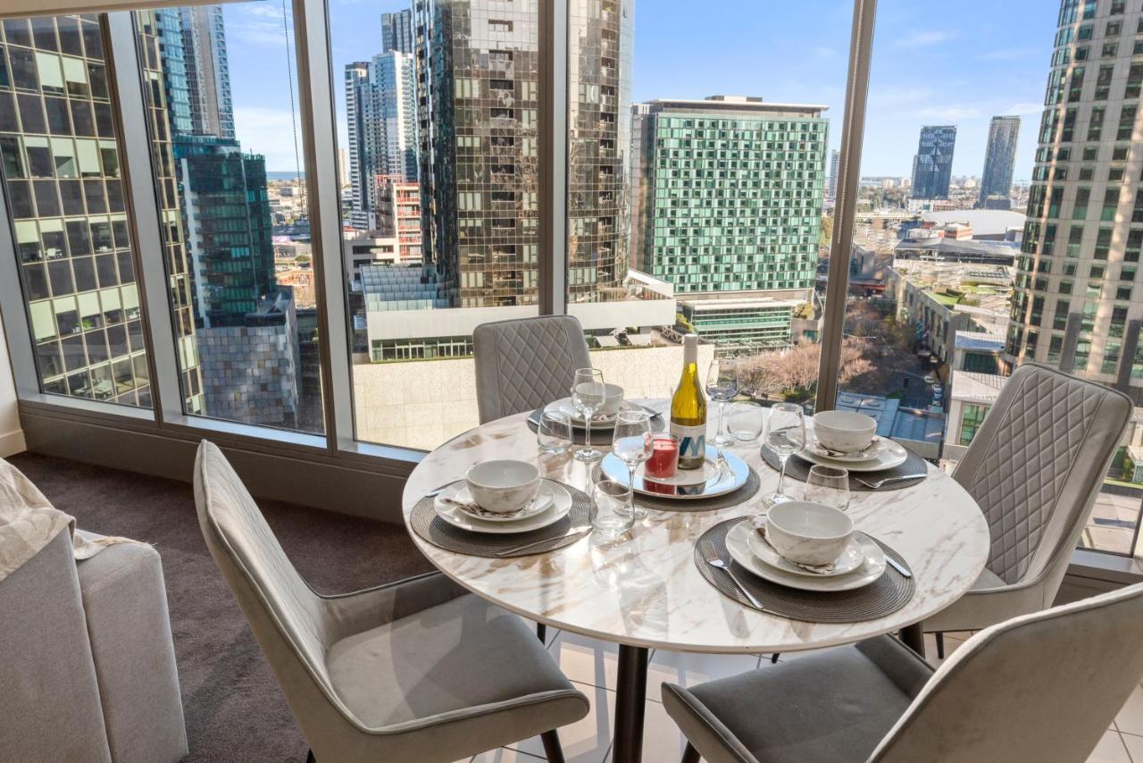 Apartamento Sophisticated Designer W River & Views Melbourne