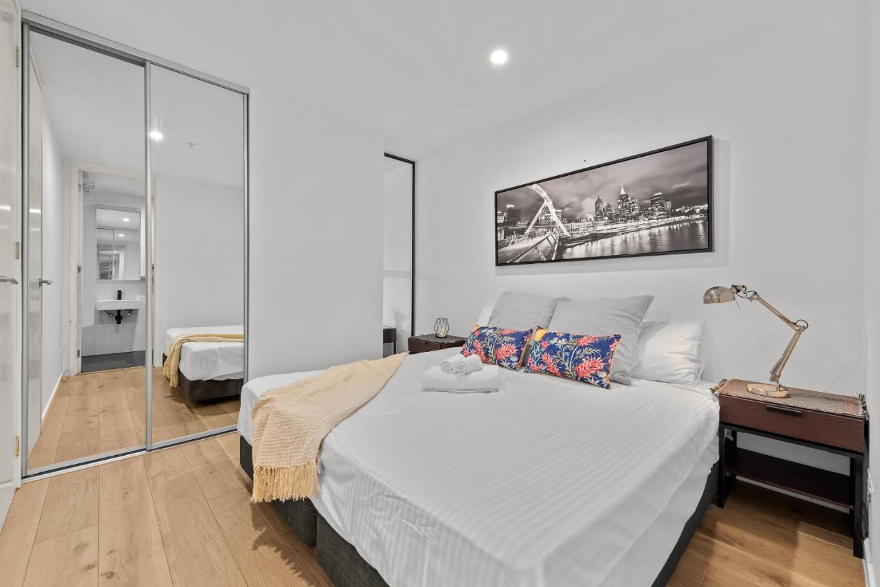 Windsor Apartments- 3bd Ground Floor * Melbourne