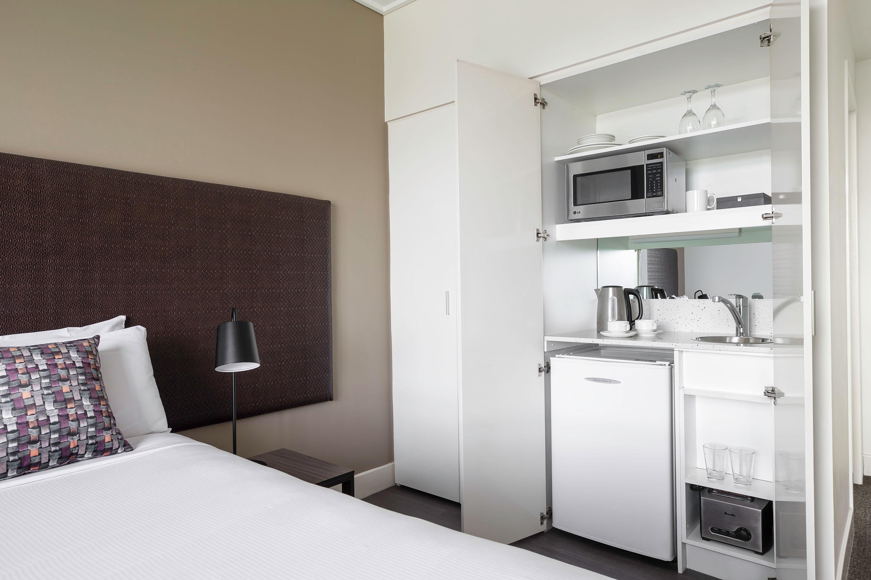 Aparthotel Mantra On Jolimont 4*