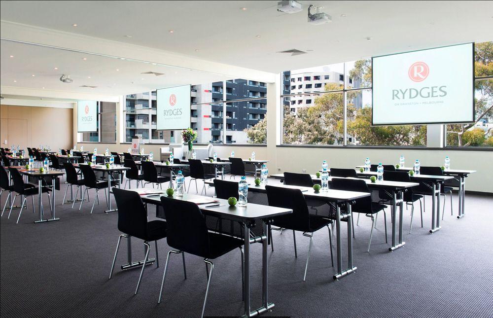 Crowne Plaza Carlton By Ihg 4*