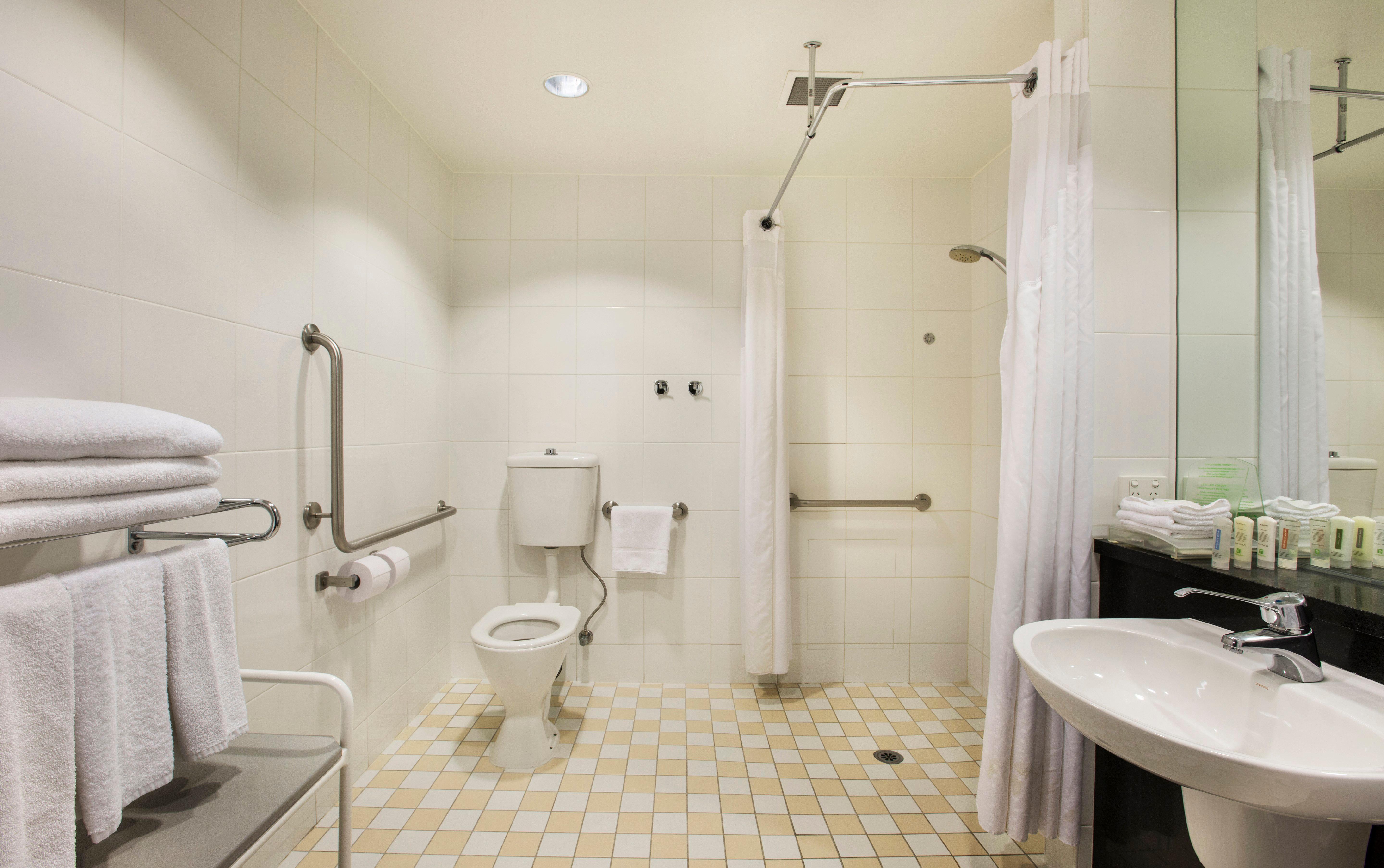 Hotel Airport By Ihg