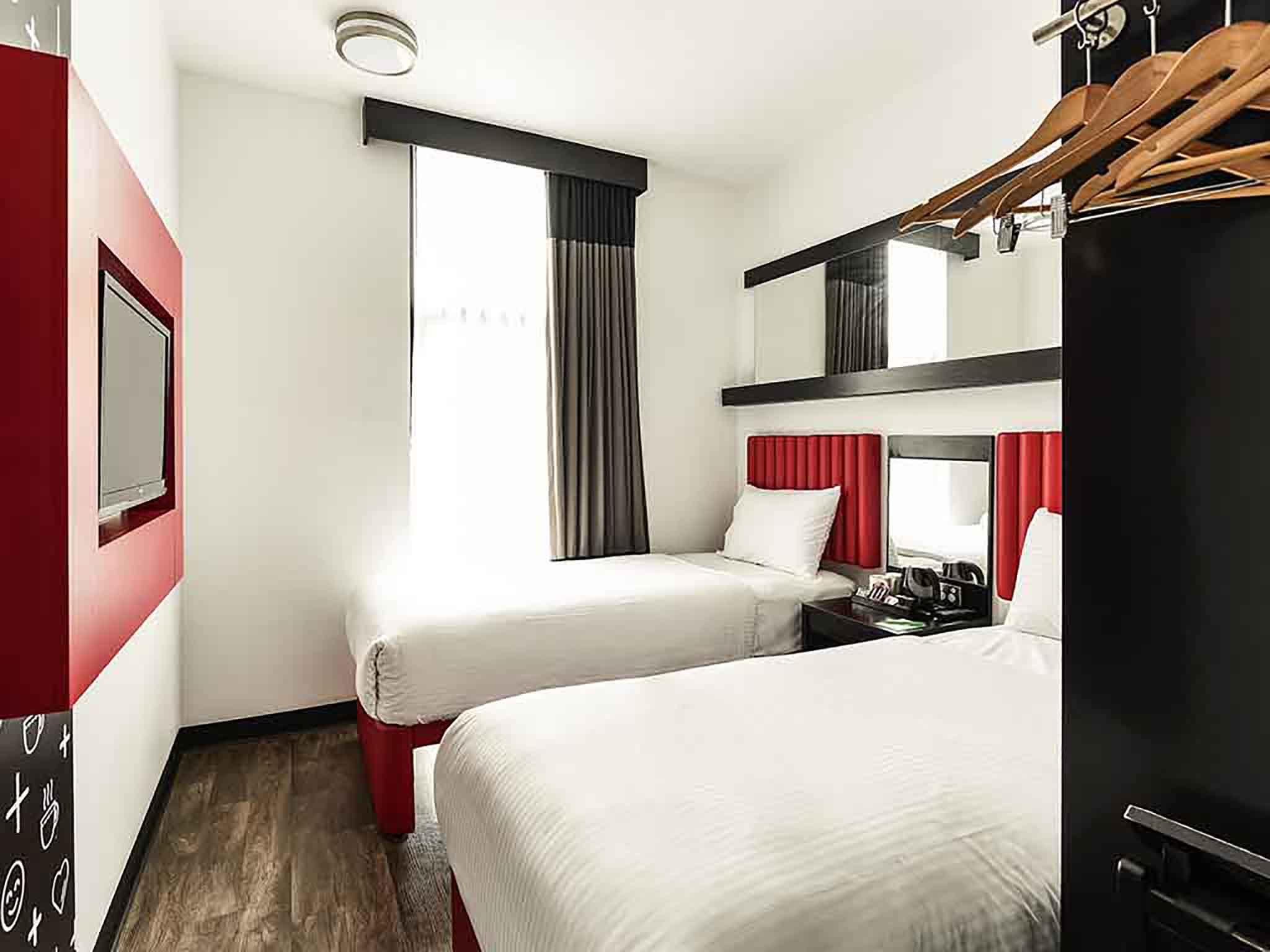 Hotel Essence Carlton Melbourne