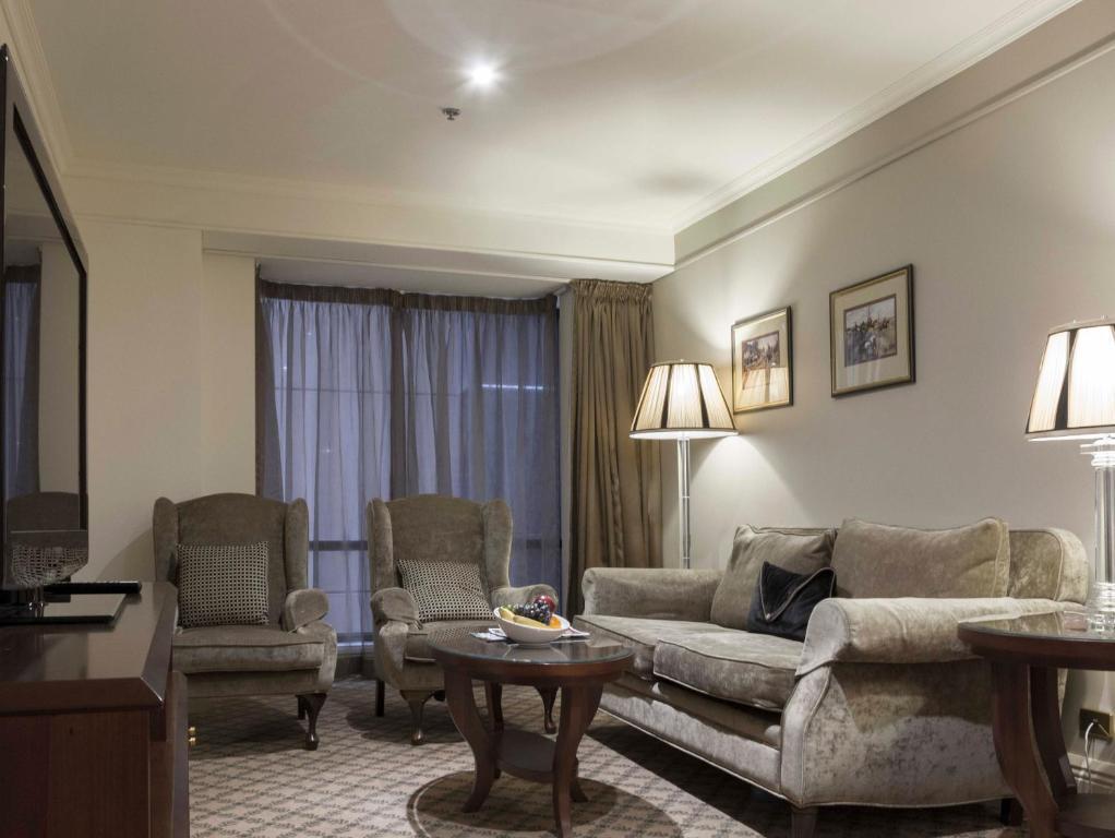 Hotel Stamford Plaza