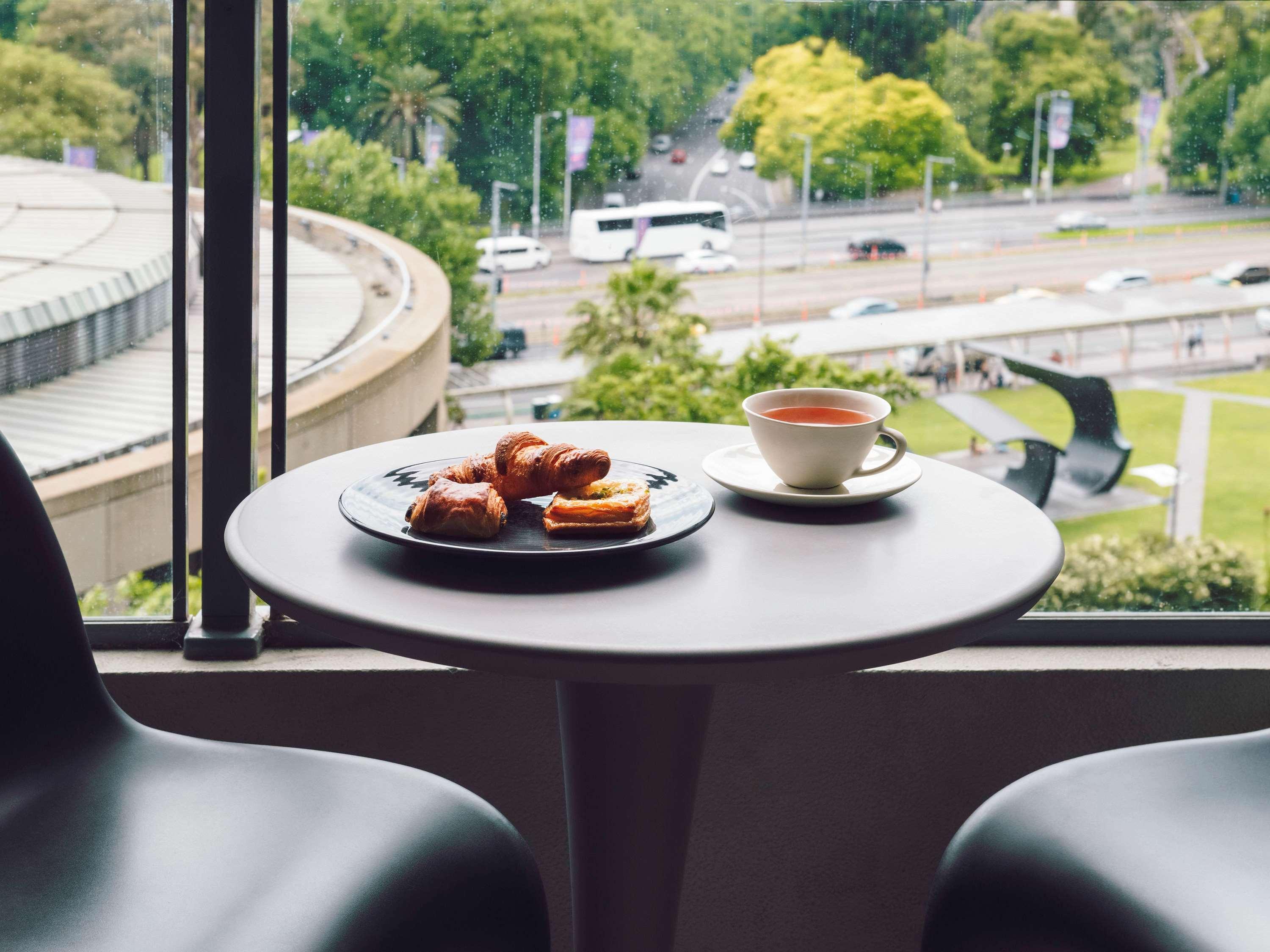 Quay West 5* Melbourne