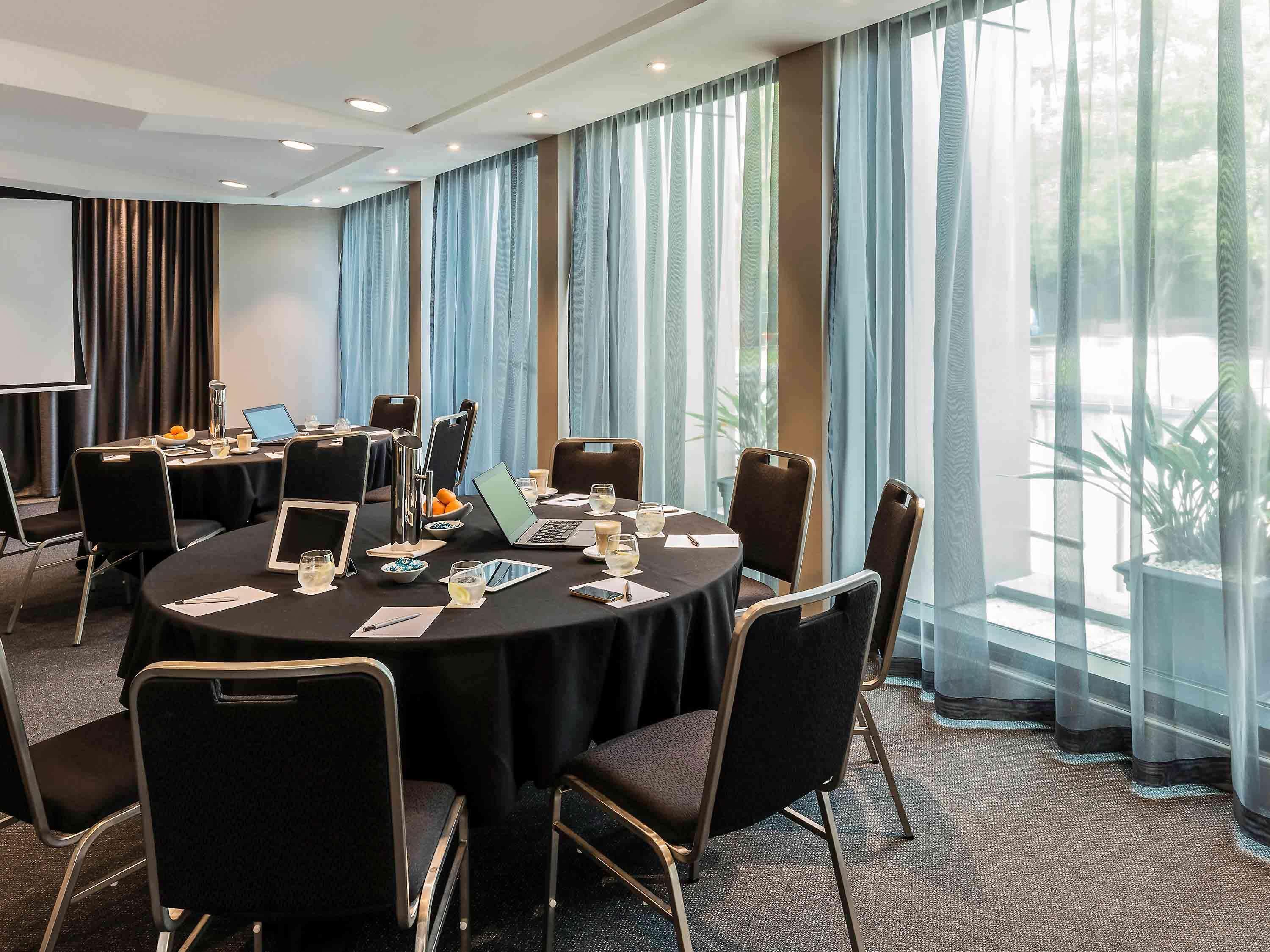 Hotel Quay West Melbourne