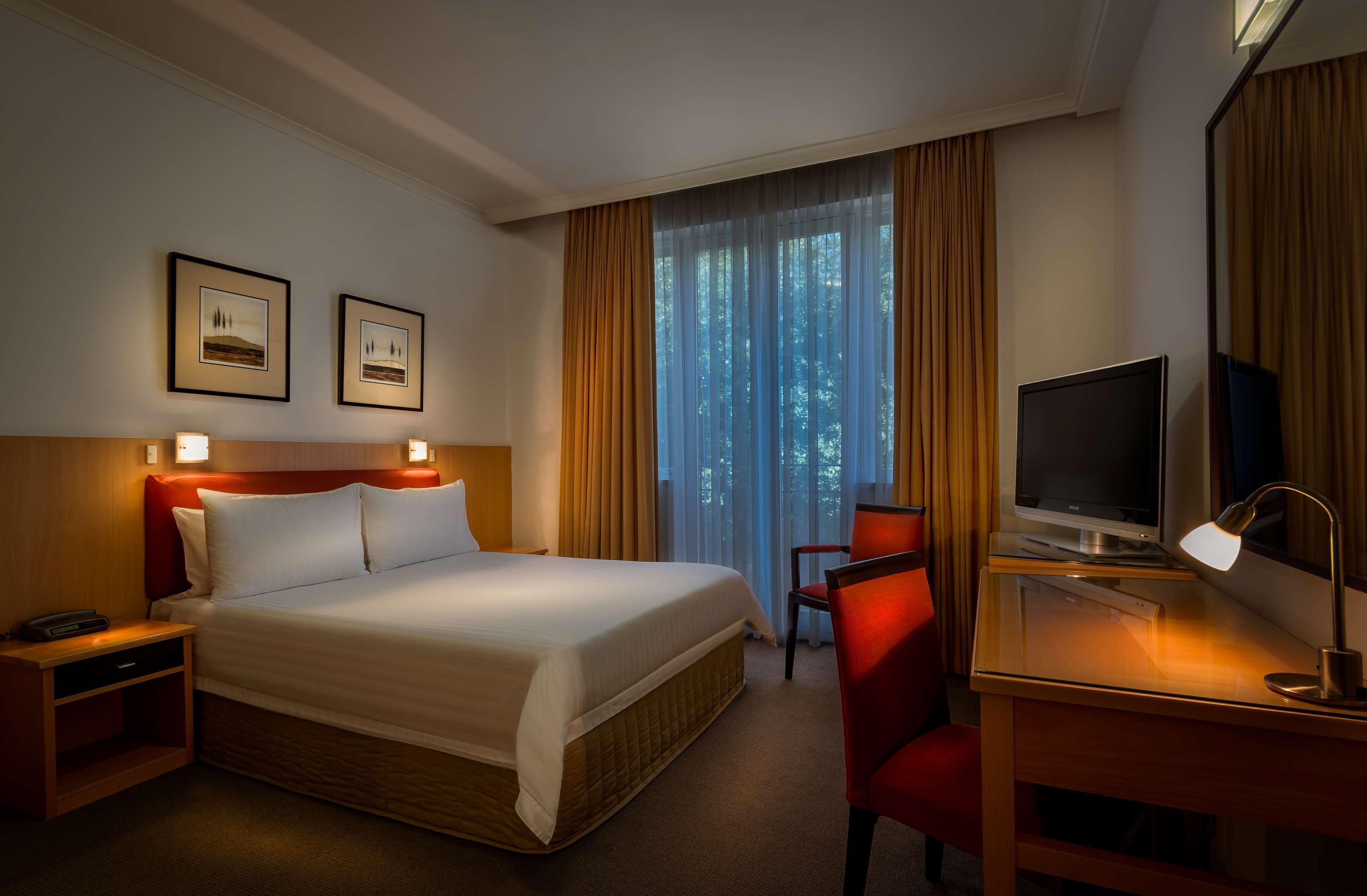 Western Travel Hotel