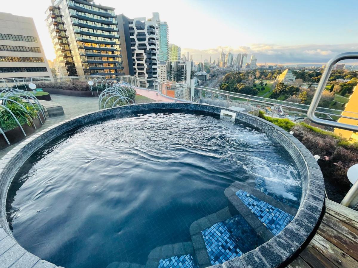Cozy 1 Bed Apt & Spa,free Parking ,phenomena Views Apartamento Melbourne