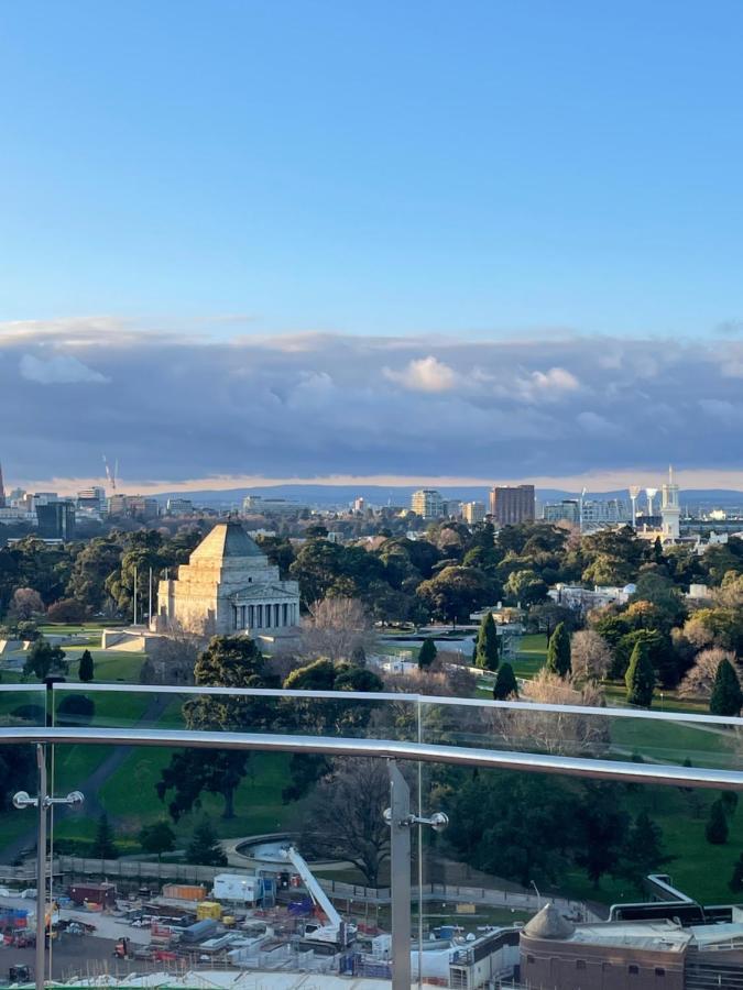 Cozy 1 Bed Apt & Spa,free Parking ,phenomena Views * Melbourne