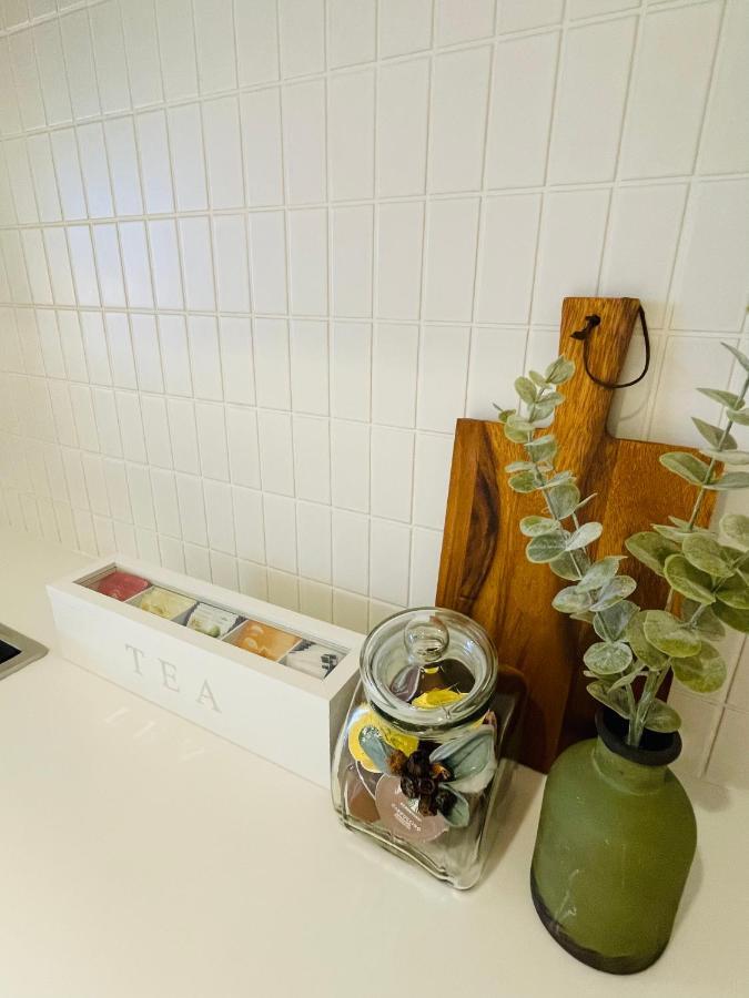 Cozy 1 Bed Apt & Spa,free Parking ,phenomena Views * Melbourne