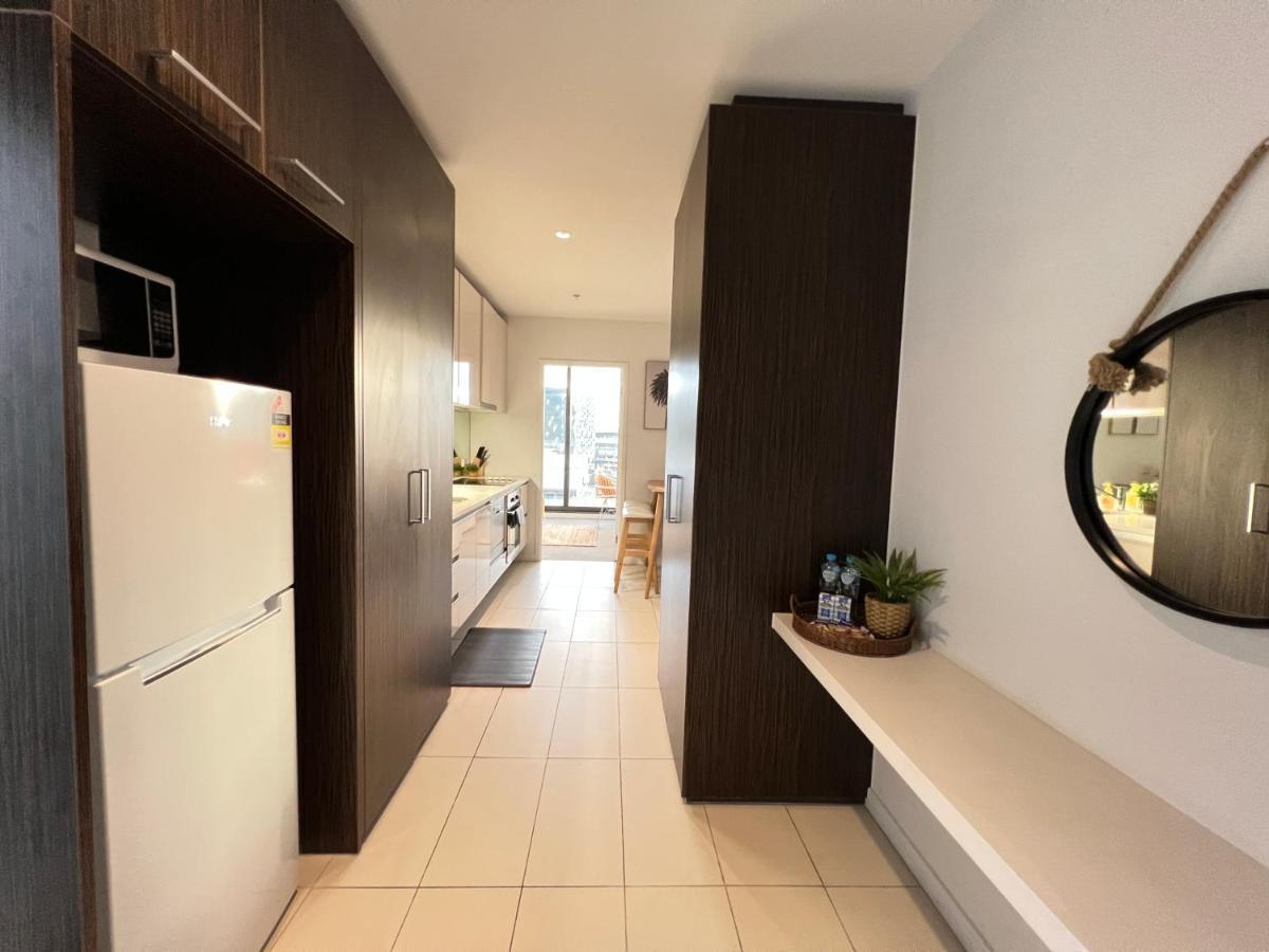 Cosy 2 Beds 2 Baths Apt With Car Park At Southern Cross Apartment Melbourne