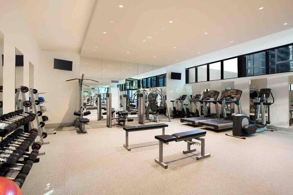 Apartment Modern 3 Bedroom In Southbank Melbourne