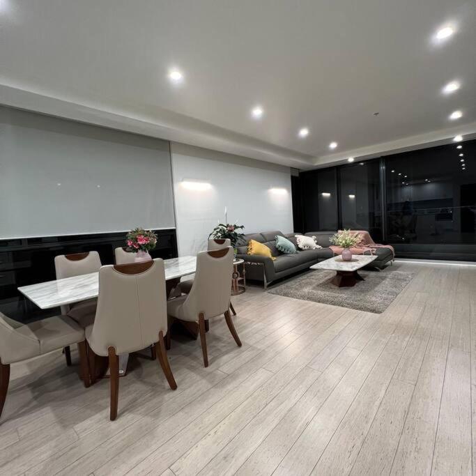 Carlton Stunning View 150m Away From University Of