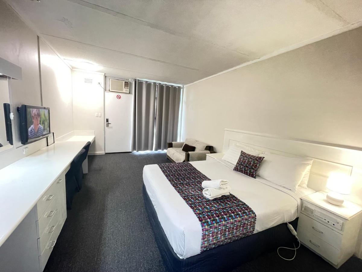 Parkside Motel 3*