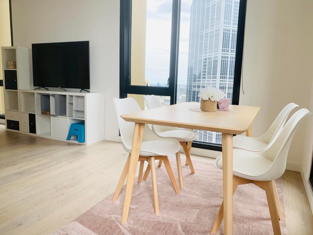 Cbd Empire Apartment