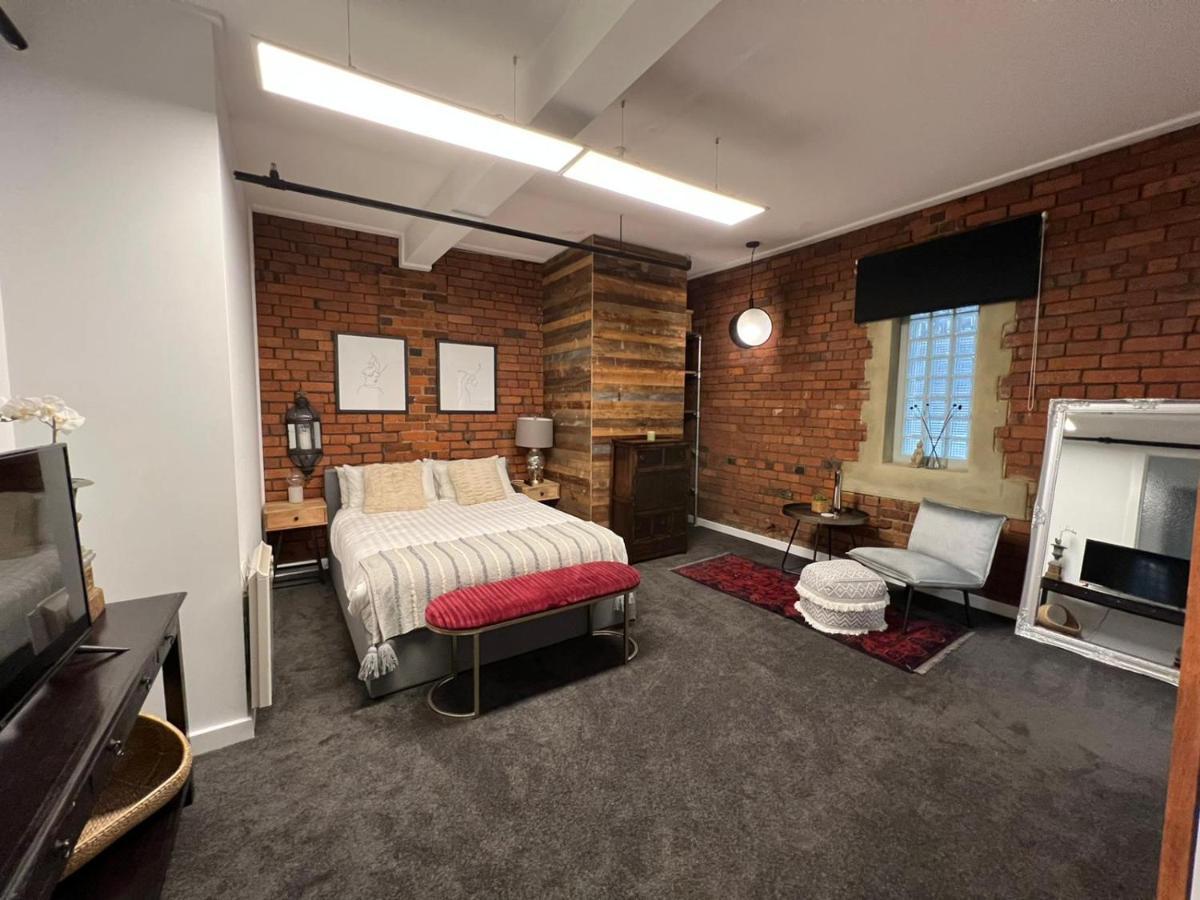 Staycentral - Heritage Warehouse Retreat Apartment *