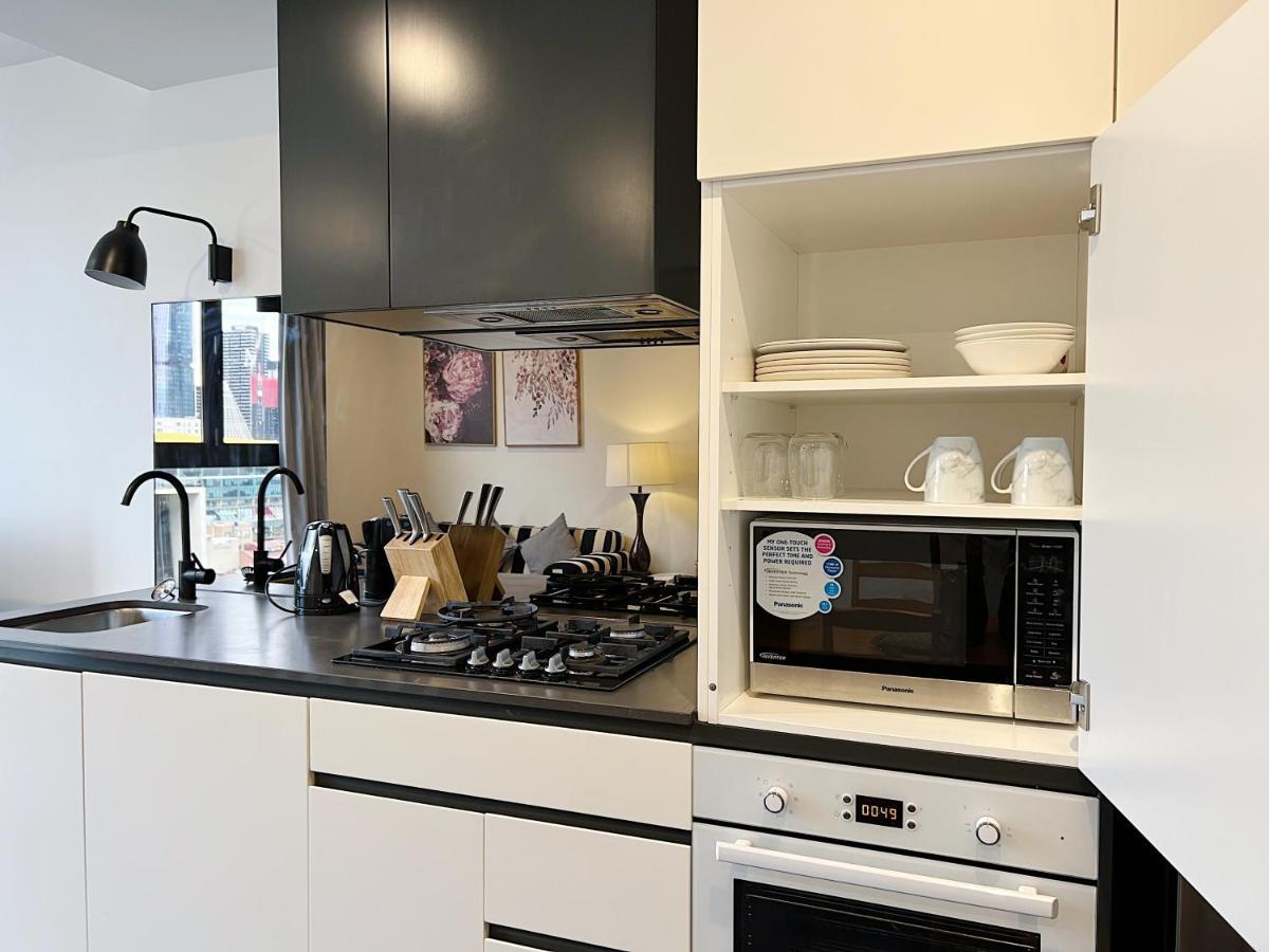 Dreamstayz Bourke St Cbd With Apple Tv Netflix & Free Wifi Apartment *