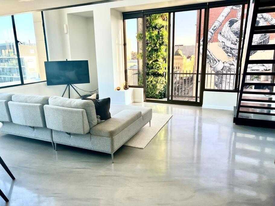 Apartment Ultra Chic New York-style Loft - Chapel St Melbourne