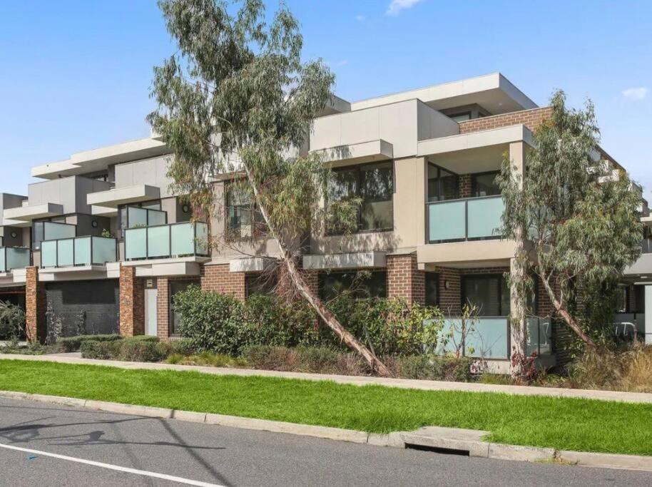Boutique Heidelberg Heights 2br 105 Apartamento