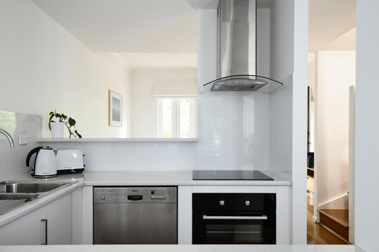 Stylish Townhouse In Melbourne's Playground Holiday home *