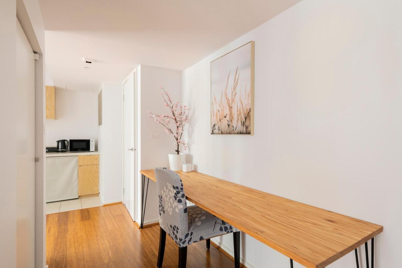 Luxury 3-storey Loft With Free Parking On Premises * Melbourne