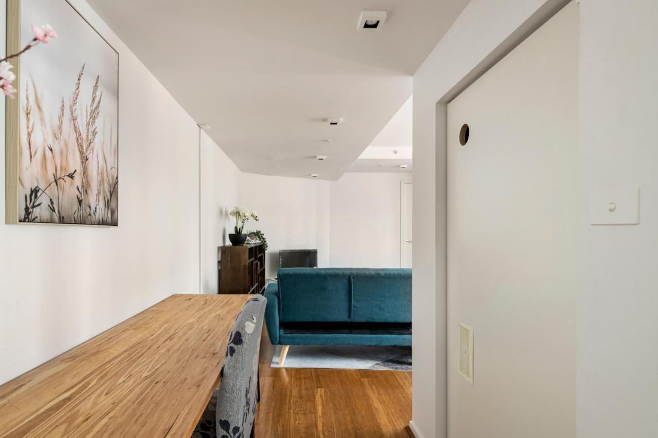 Apartment Luxury 3-storey Loft With Free Parking On Premises *