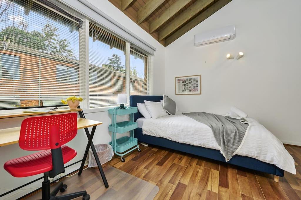 Apartment Carlton Dream: Leafy 2bed 2bath Lygon Str Townhouse Melbourne