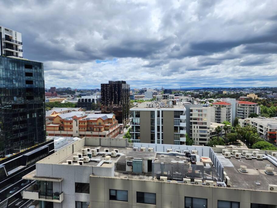 Apartment Vogue Style Modern 2b1b In Sth Yarra W Carpark Wifi Pool