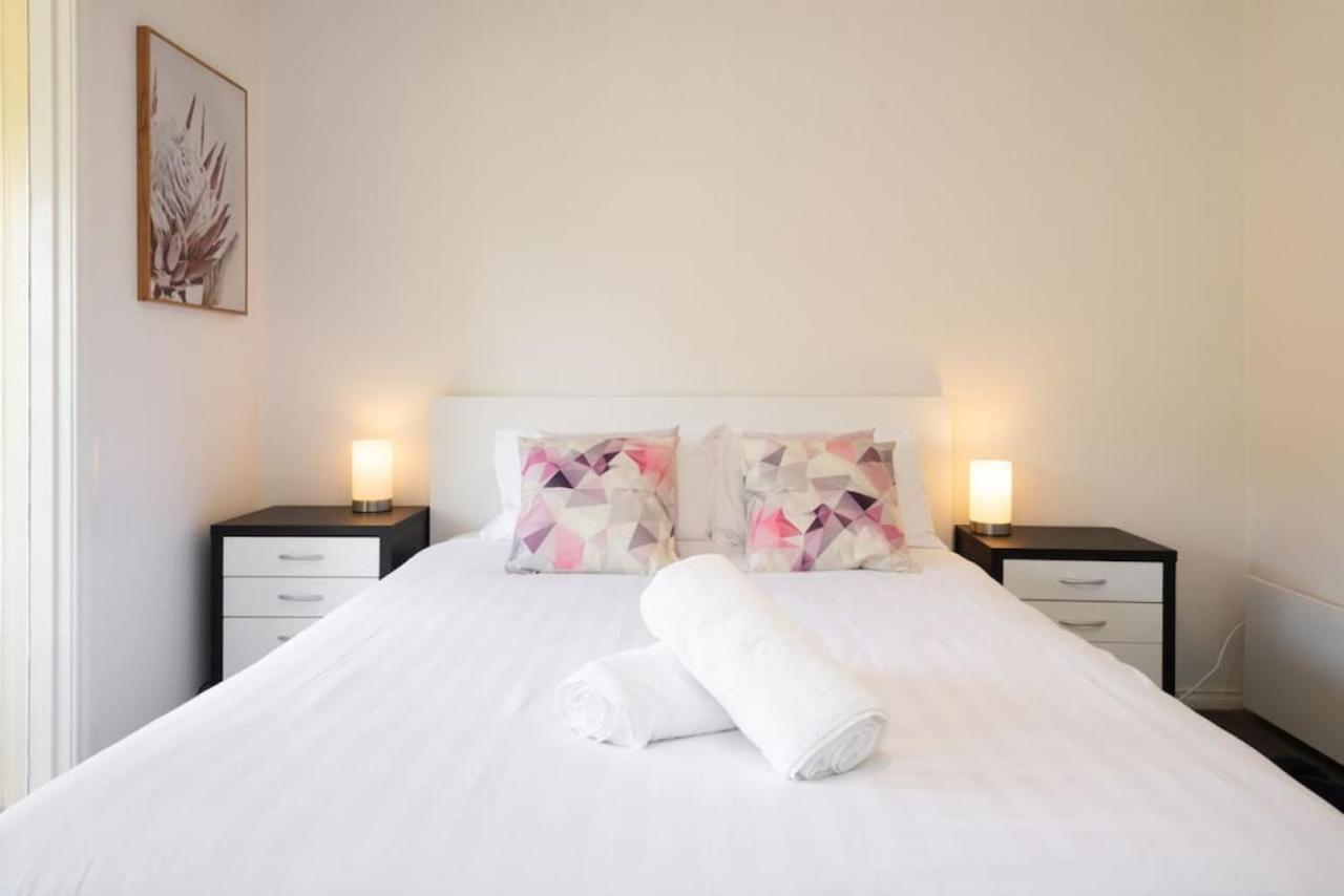 Bahay bakasyunan Brunswick 3bdrm Townhouse, With Parking By Custom Hosting *