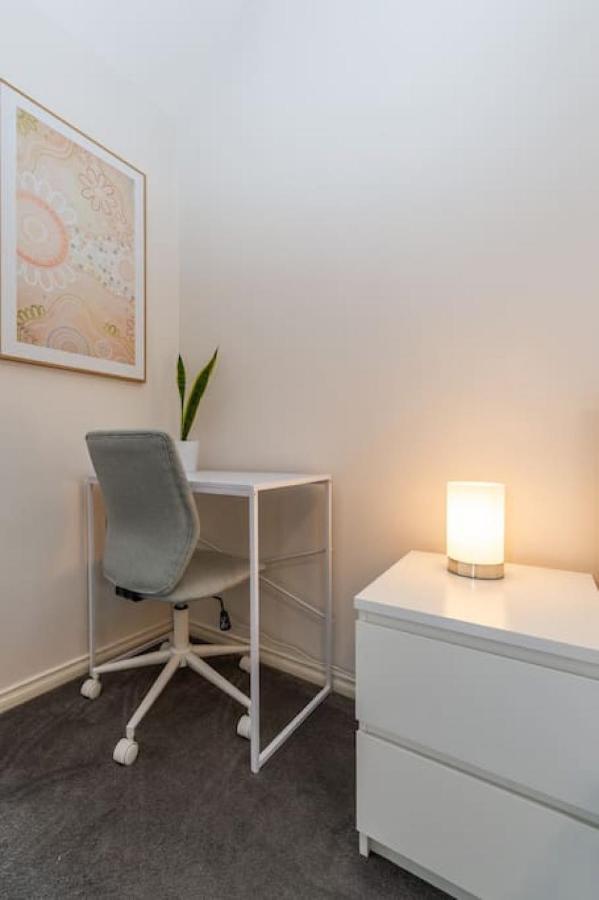 Brunswick 3bdrm Townhouse, With Parking By Custom Hosting Bahay bakasyunan