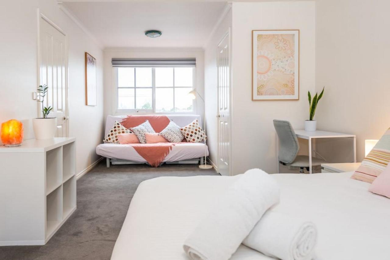 Bahay bakasyunan Brunswick 3bdrm Townhouse, With Parking By Custom Hosting