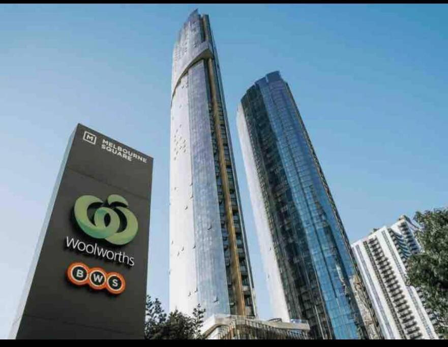 Stunning 2b Southbank With Balcony Melbourne