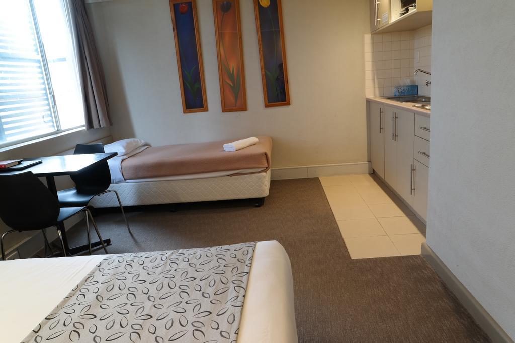 Parkville Place Serviced Motel