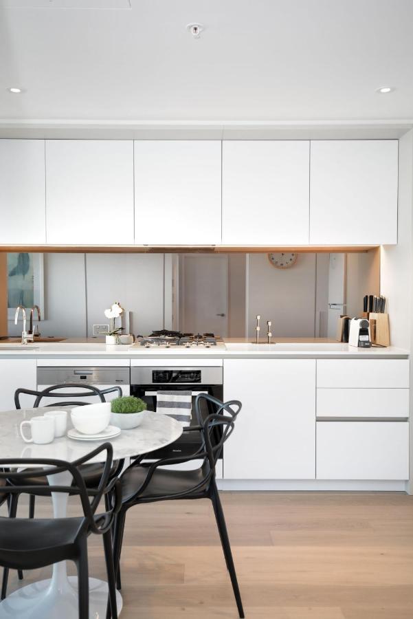 Orange At Collins Wharf 4*