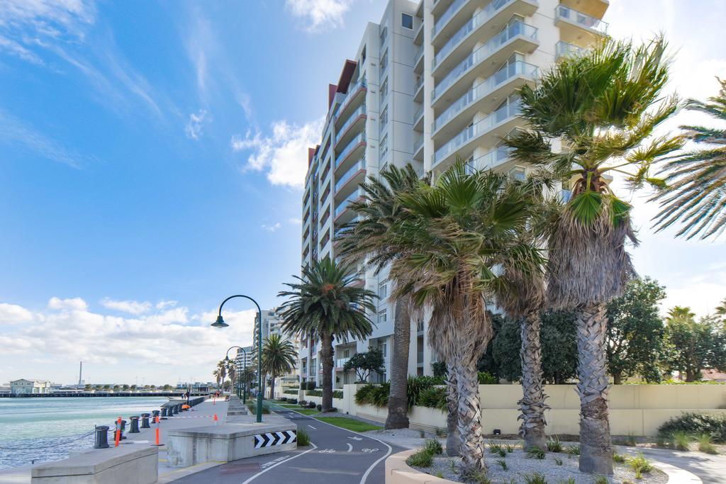 Beachside Port *