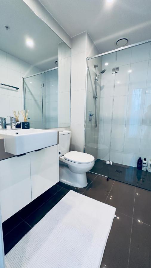 Apartment Stylish Southbank Free Parking For 2 Cars