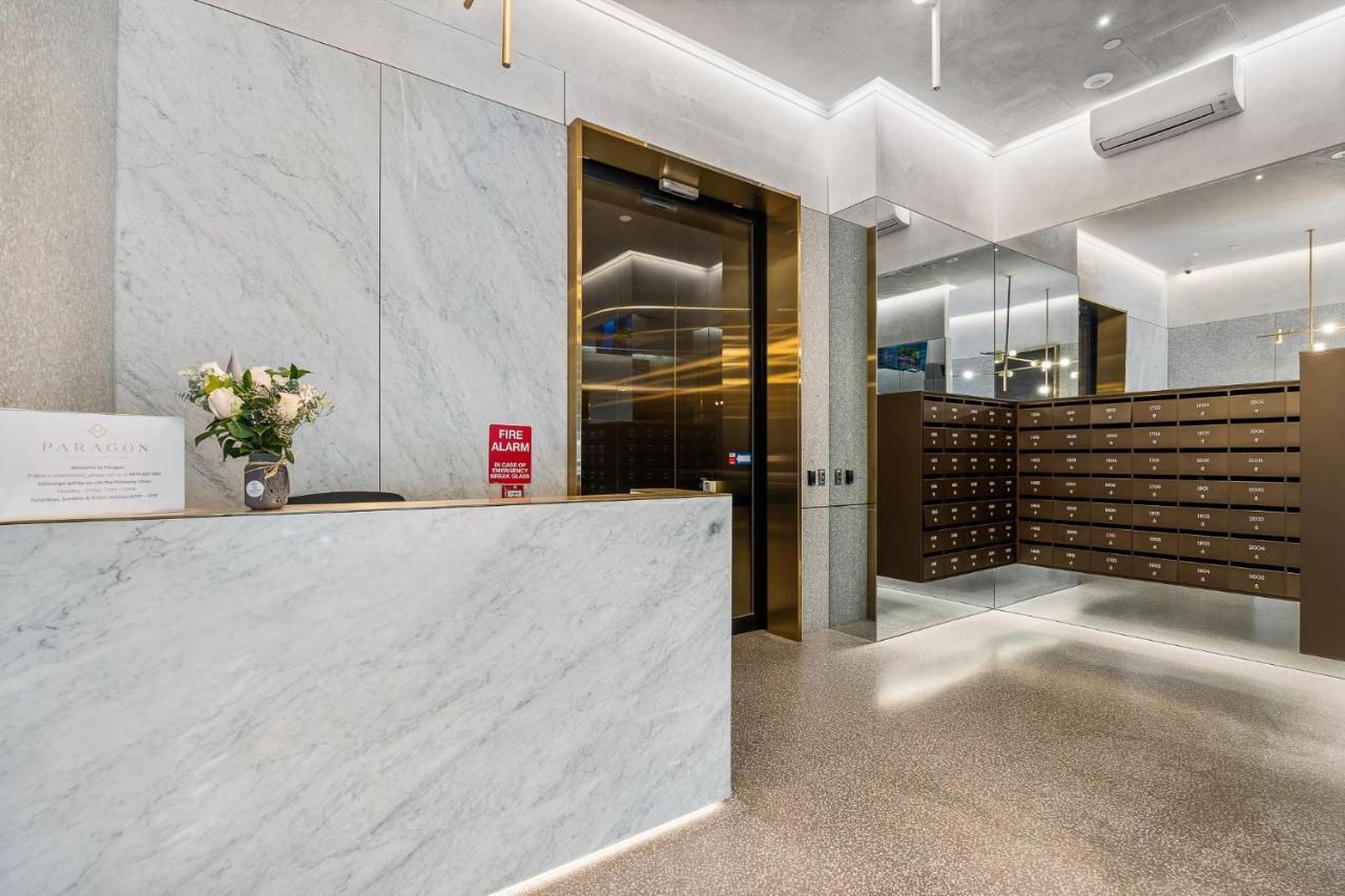 Apartment Paragon By Cllix Melbourne