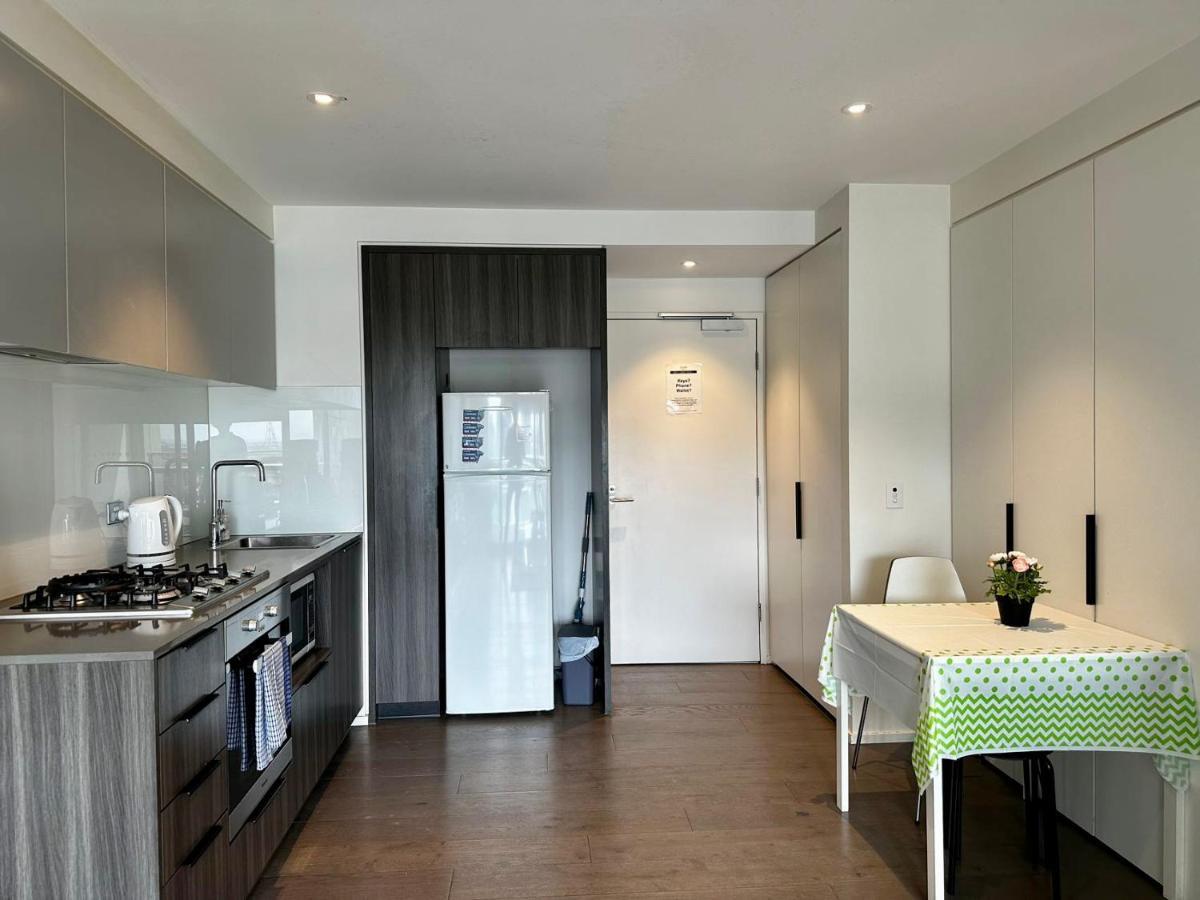 888 Collin St With Paramount Lakeview Docklands Car Park Optional *