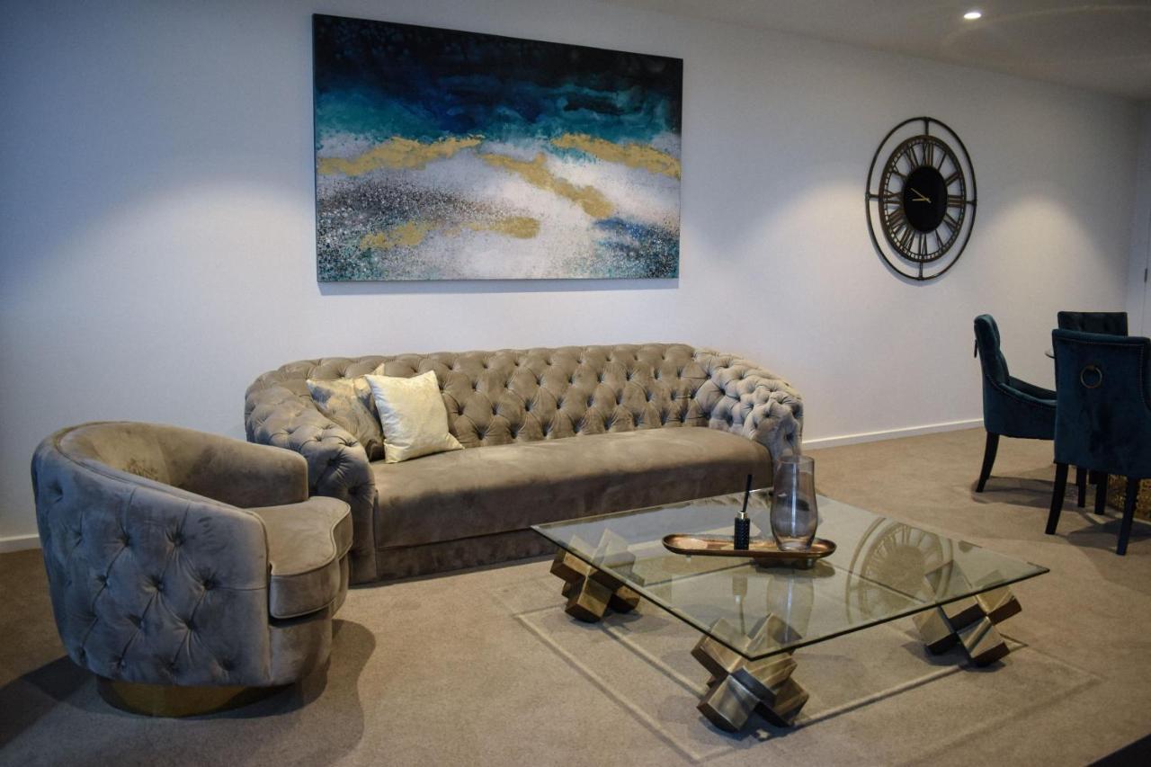 Deluxe 3 Bedroom In Southbank Apartment *