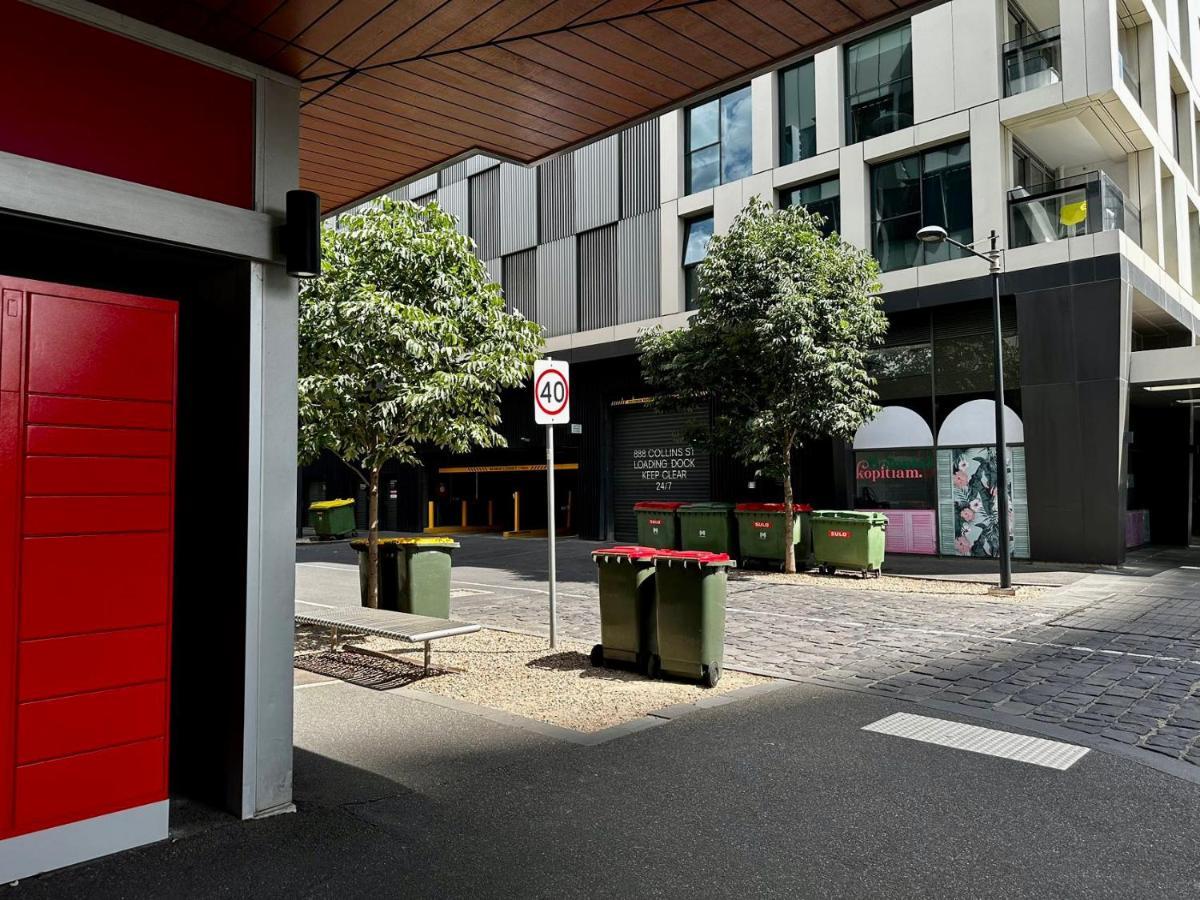 Apartment 888 Collin St With Paramount Lakeview Docklands Car Park Optional